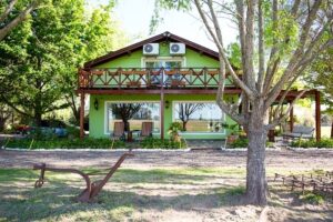 B2D1B195-71F0-4C16-849D-023B4BCDC2A2